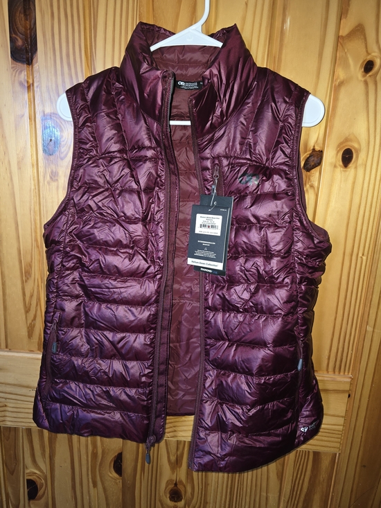 Outdoor Research Jackets & Blazers - Womens M Outdoor Research Quilted Insulated Vest - Burgundy Plum NWT